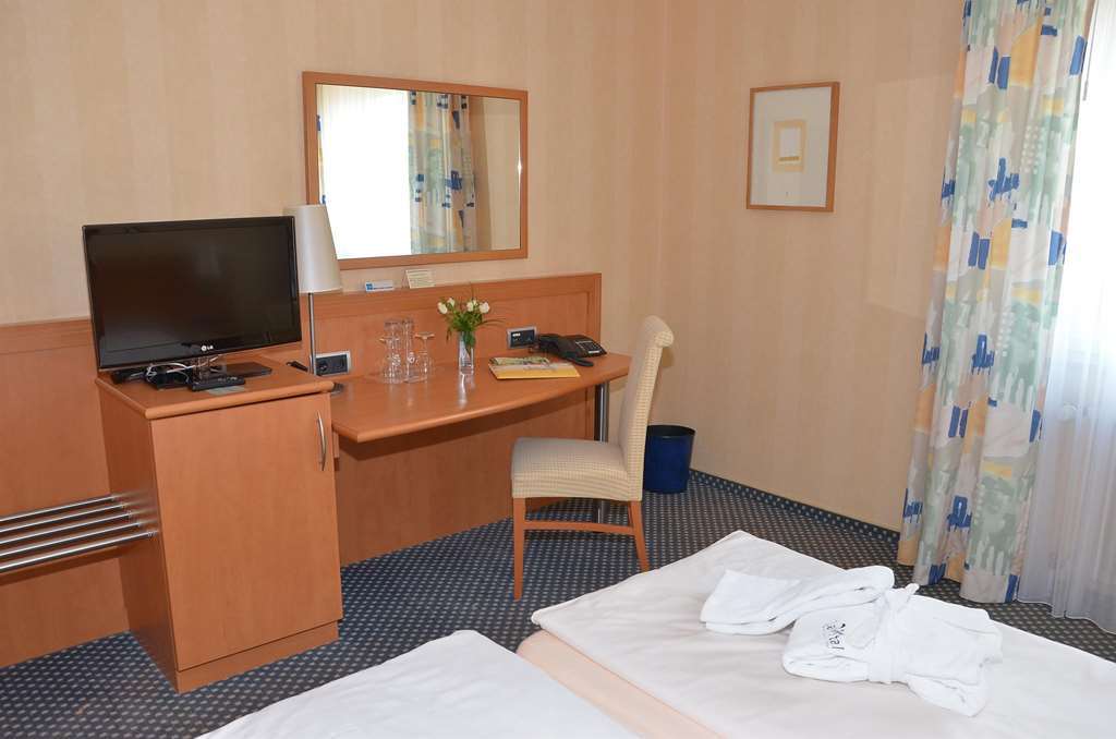 Lavital Sport- & Wellness Hotel Wesendorf Room photo
